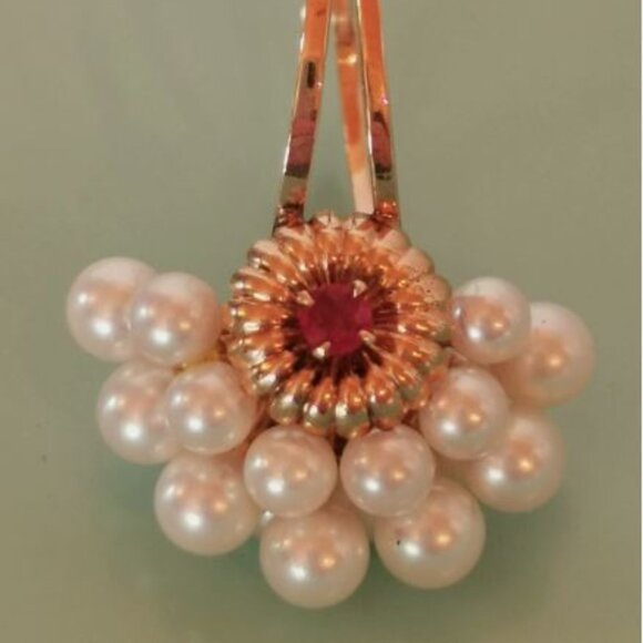 Fabulous 14 kt Vintage Akoya Pearl and Ruby Ring - Picture 2 of 12